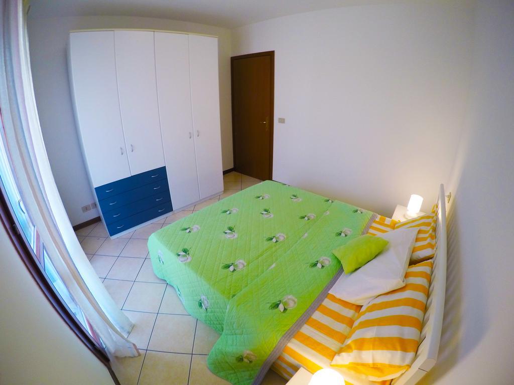 Residence Pineta - Agenzia Cocal Каорле Номер фото